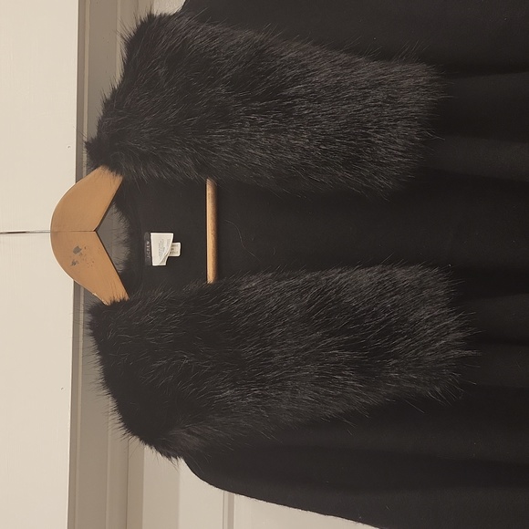 J crew black cape - Picture 2 of 4